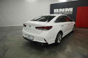 Седан Hyundai Sonata 2019 года, 2170000 рублей, Курск