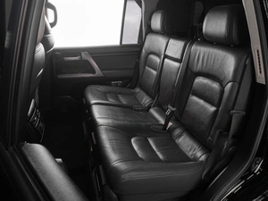 Внедорожник Toyota Land Cruiser 2010 года, 4200000 рублей, Тюмень