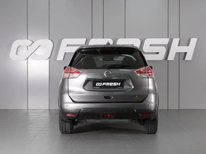 Внедорожник Nissan X-Trail 2017 года, 1998000 рублей, Красный Пахарь