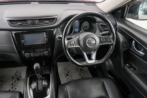 Внедорожник Nissan X-Trail 2017 года, 1949000 рублей, Красноярск