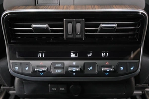 Внедорожник Toyota Land Cruiser 2022 года, 11889000 рублей, Омск