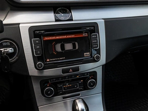 Седан Volkswagen Passat 2011 года, 1370000 рублей, Краснодар