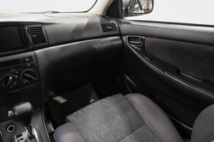 Седан Toyota Corolla 2002 года, 529000 рублей, Новокузнецк