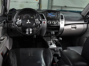 Внедорожник Mitsubishi Pajero Sport 2013 года, 1719000 рублей, Воронеж