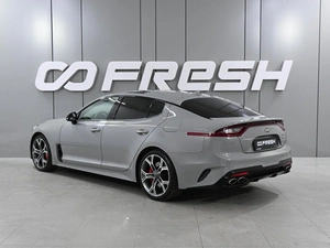 Лифтбек Kia Stinger 2018 года, 4139000 рублей, Аксай