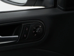 Хетчбэк Volkswagen Beetle 2013 года, 1188055 рублей, Москва