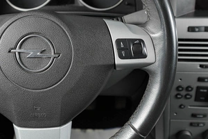Хетчбэк Opel Astra 2011 года, 569000 рублей, Тюмень