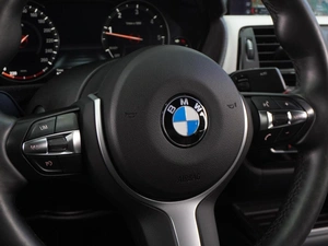 Седан BMW 3 серия 2018 года, 3375000 рублей, Воронеж