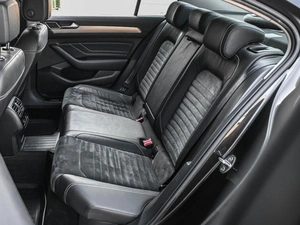 Седан Volkswagen Passat 2020 года, 2449000 рублей, Кирилловка