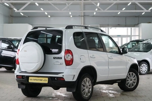 Внедорожник Chevrolet Niva 2019 года, 819000 рублей, Омск