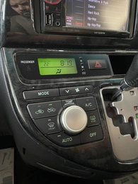Минивэн Toyota Wish 2008 года, 987000 рублей, Солонцы