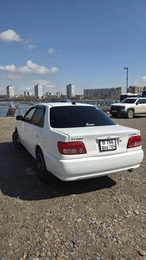 Седан Toyota Carina 2000 года, 495000 рублей, Красноярск