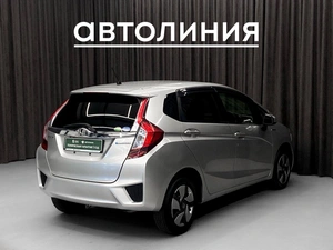 Хетчбэк Honda Fit 2016 года, 1000000 рублей, Красноярск