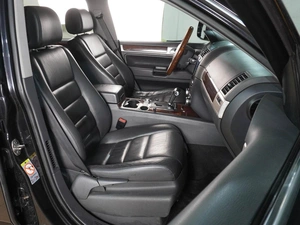 Внедорожник Volkswagen Touareg 2009 года, 1299000 рублей, Воронеж