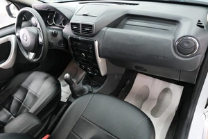 Внедорожник Nissan Terrano 2017 года, 1199000 рублей, Омск