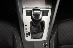 Лифтбек Skoda Octavia 2016 года, 1519000 рублей, Пермь