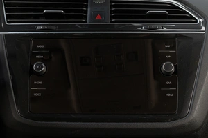 Внедорожник Volkswagen Tiguan 2020 года, 1999000 рублей, Челябинск