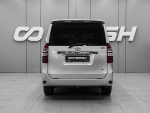 Минивэн Toyota Noah 2010 года, 1150000 рублей, Ростов-на-Дону