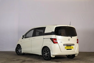 Минивэн Honda Freed 2011 года, 1219000 рублей, Тюмень