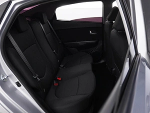 Седан Kia Rio 2017 года, 1100055 рублей, Москва