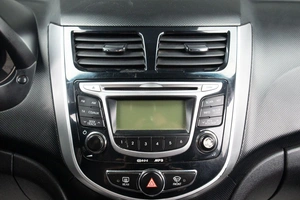 Хетчбэк Hyundai Solaris 2015 года, 999000 рублей, Оренбург