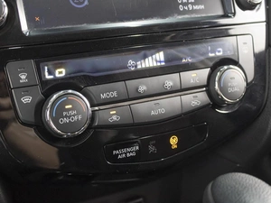 Внедорожник Nissan X-Trail 2020 года, 2795000 рублей, Омск