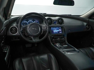 Седан Jaguar XJ 2013 года, 1799077 рублей, Москва