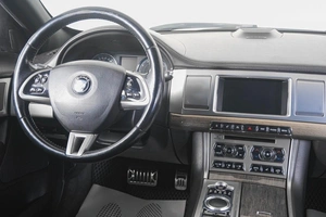 Седан Jaguar XF 2014 года, 1719000 рублей, Кемерово