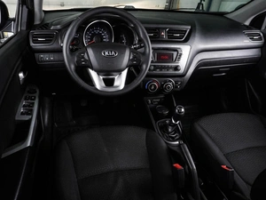 Хетчбэк Kia Rio 2014 года, 999000 рублей, Воронеж