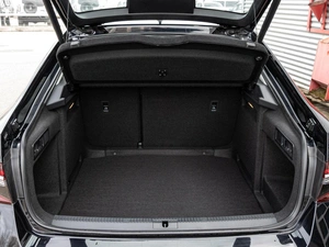 Лифтбек Skoda Superb 2025 года, 3220000 рублей, Краснодар