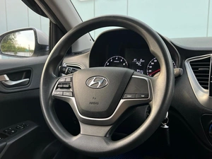 Седан Hyundai Solaris 2021 года, 1590000 рублей, Ижевск