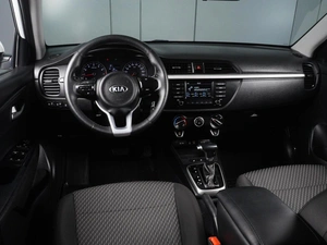 Седан Kia Rio 2020 года, 1619000 рублей, Красный Пахарь