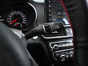 Седан Kia Optima 2016 года, 1899000 рублей, Кирилловка