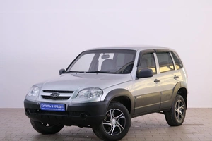 Внедорожник Chevrolet Niva 2014 года, 619000 рублей, Омск
