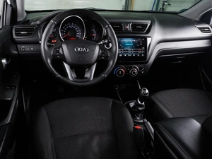 Седан Kia Rio 2014 года, 963000 рублей, Воронеж