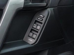 Внедорожник Toyota Land Cruiser Prado 2016 года, 4849000 рублей, Сургут