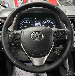 Внедорожник Toyota RAV4 2017 года, 2597000 рублей, Красноярск