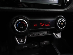 Хетчбэк Kia Rio 2017 года, 1499000 рублей, Воронеж