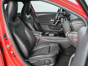 Хетчбэк Mercedes-benz A-класс 2018 года, 2499000 рублей, Аксай