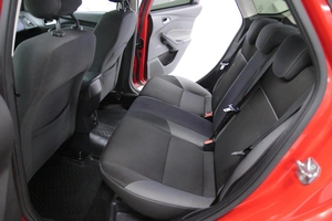 Хетчбэк Ford Focus 2013 года, 798000 рублей, Солонцы
