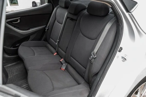 Седан Hyundai Elantra 2015 года, 949000 рублей, Ульяновск