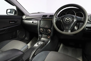 Седан Mazda Axela 2004 года, 629000 рублей, Новосибирск