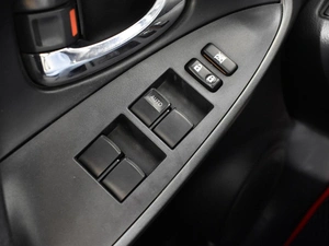Внедорожник Toyota RAV4 2012 года, 1249900 рублей, Казань