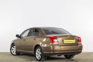 Седан Toyota Avensis 2006 года, 1049000 рублей, Тюмень