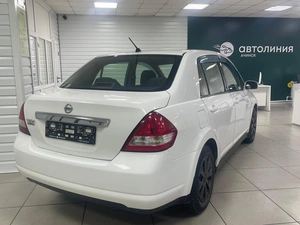 Седан Nissan Tiida 2010 года, 699000 рублей, Ачинск