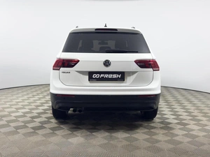 Внедорожник Volkswagen Tiguan 2018 года, 2194900 рублей, Казань
