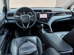 Седан Toyota Camry 2020 года, 2710000 рублей, Краснодар