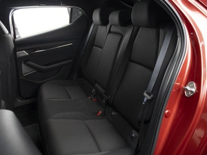 Хетчбэк Mazda 3 2022 года, 2250000 рублей, Омск