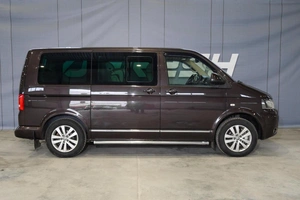 Минивэн Volkswagen Multivan 2011 года, 2349000 рублей, Ульяновск