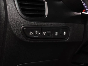 Хетчбэк Kia Rio X-Line 2018 года, 1349000 рублей, Воронеж